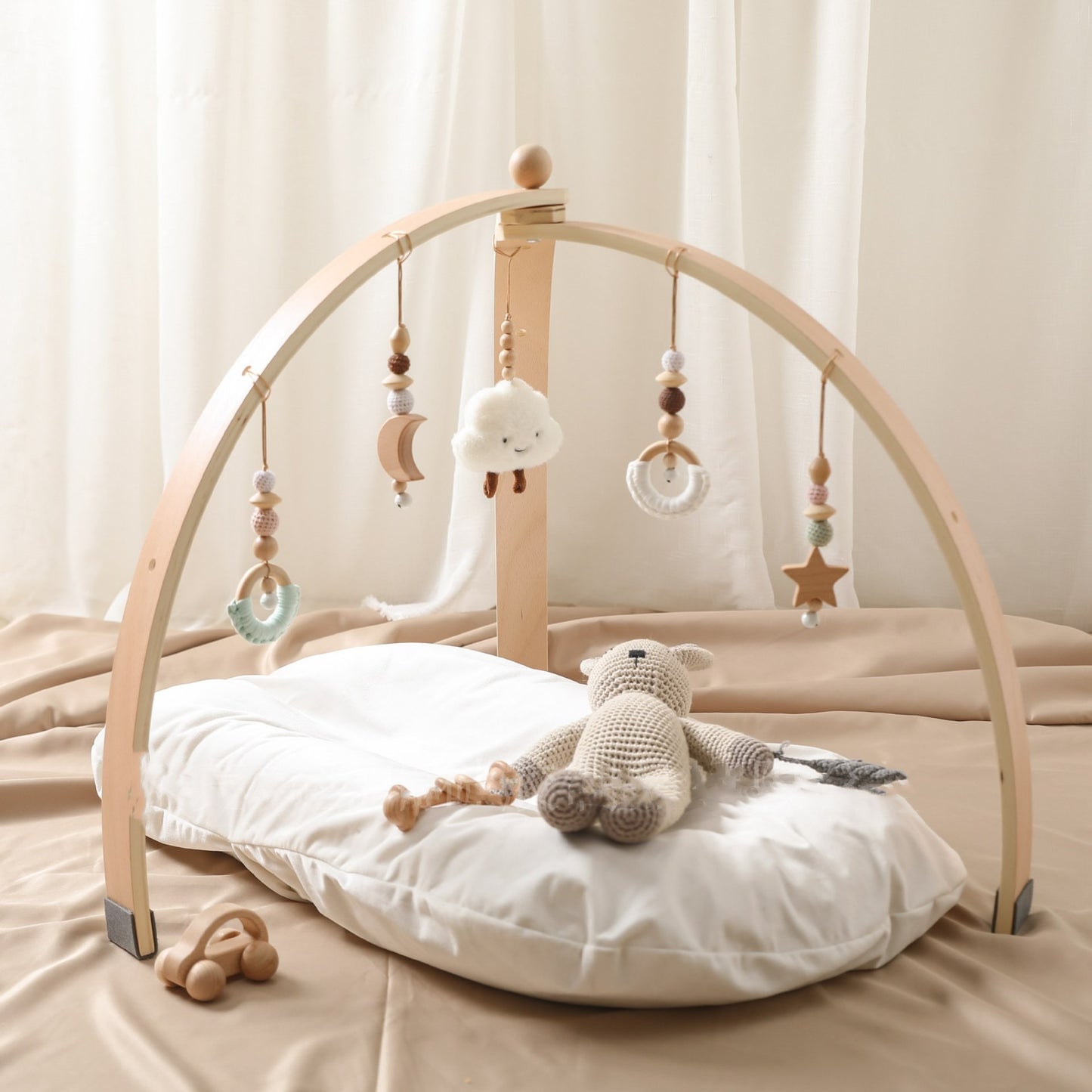 Arche d’éveil en bois – Chambre de bébé