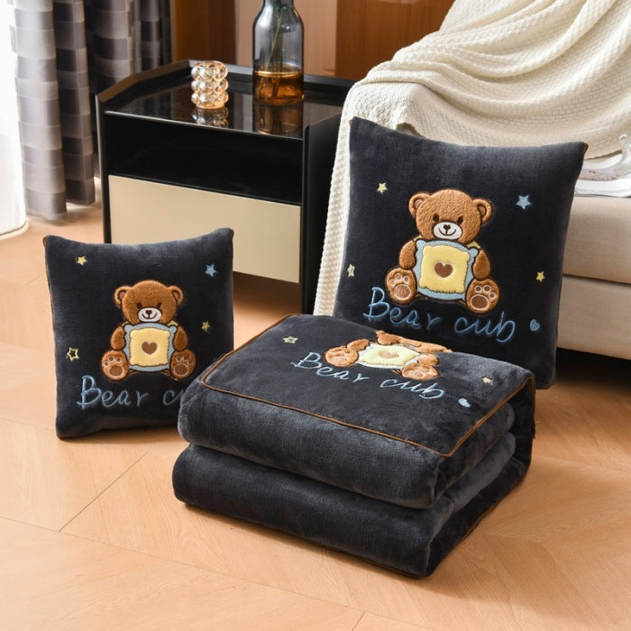Coussin-couverture “Teddy Dream” – Douceur et confort pour petits et grands