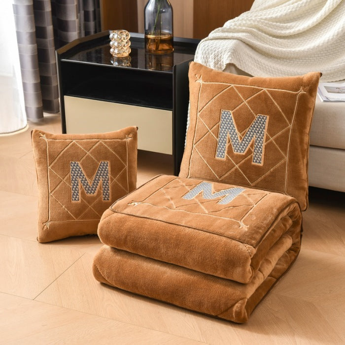 Coussin-couverture “Teddy Dream” – Douceur et confort pour petits et grands