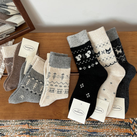 Chaussettes douces motif forêt et animaux – Chaudes, confortables et cosy   chaussettes, hiver, chaud, forêt, animaux, cosy, douceur, coton, cocooning, confort, mignon, teddy, nature, look hiver