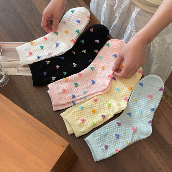 Chaussettes douces avec petits cœurs en relief – Confortables et mignonnes